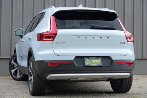 More photos of 2025 Volvo XC40 Core Bright Theme at Atlanta Best Used Cars, GA