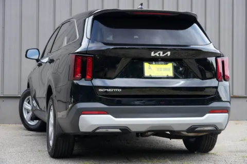 More photos of 2024 Kia Sorento LX at Atlanta Best Used Cars, GA
