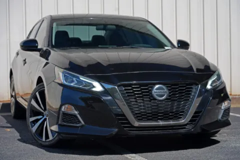 Photos of 2019 Nissan Altima 2.5 SR w/ Premium Package for sale in Peachtree Corners, GA at Atlanta Best Used Cars