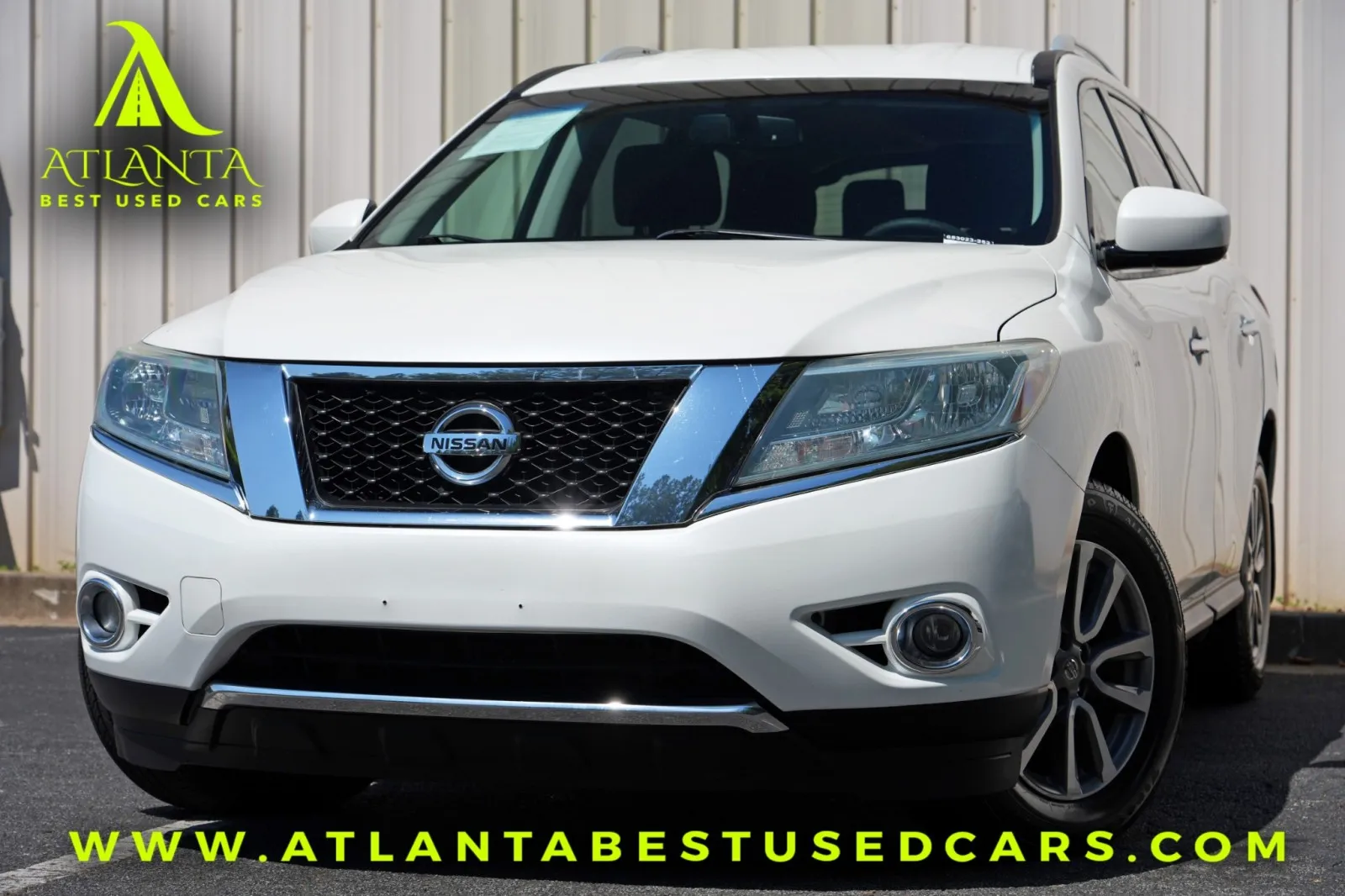 White 2015 Nissan Pathfinder SV for sale in Peachtree Corners, GA