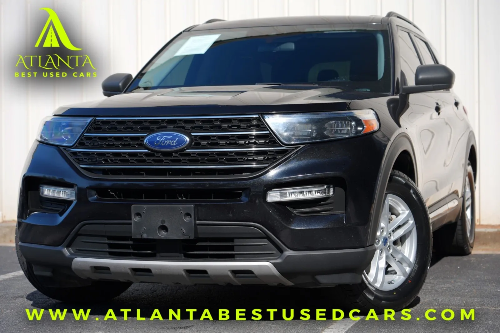 Black 2022 Ford Explorer XLT for sale in Peachtree Corners, GA