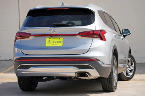 More photos of 2022 Hyundai Santa Fe SEL w/ Convenience Package at Atlanta Best Used Cars, GA