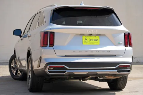 More photos of 2022 Kia Sorento Hybrid S at Atlanta Best Used Cars, GA