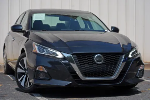 Photos of 2020 Nissan Altima 2.5 SL for sale in Peachtree Corners, GA at Atlanta Best Used Cars