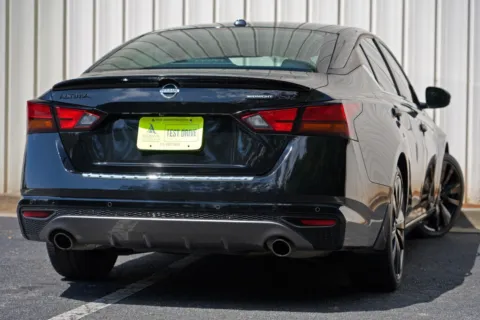 More photos of 2022 Nissan Altima 2.5 SR w/ Midnight Edition Package at Atlanta Best Used Cars, GA