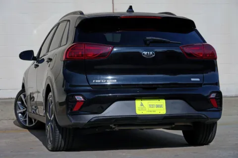 More photos of 2020 Kia Niro Touring at Atlanta Best Used Cars, GA