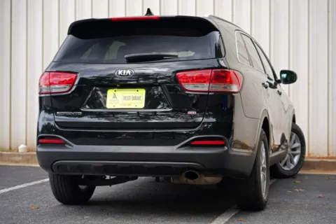 More photos of 2018 Kia Sorento LX at Atlanta Best Used Cars, GA