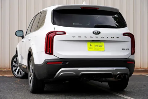 More photos of 2021 Kia Telluride EX w/ Premium Package at Atlanta Best Used Cars, GA