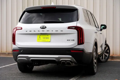 More photos of 2021 Kia Telluride EX w/ Premium Package at Atlanta Best Used Cars, GA
