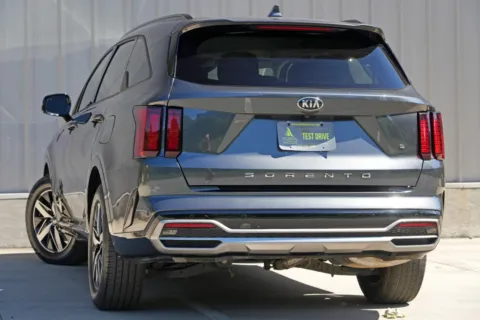 More photos of 2021 Kia Sorento S at Atlanta Best Used Cars, GA