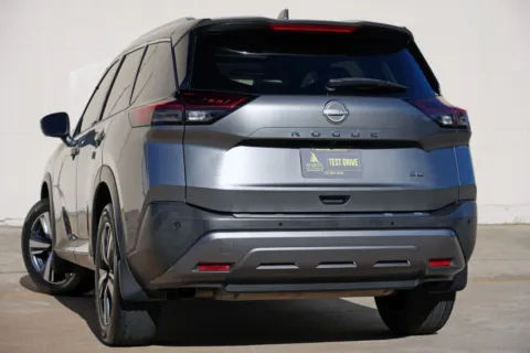 More photos of 2022 Nissan Rogue SL at Atlanta Best Used Cars, GA