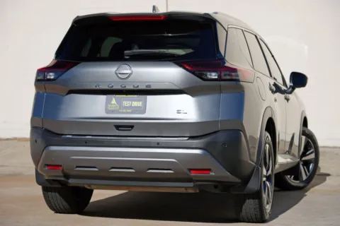 More photos of 2022 Nissan Rogue SL at Atlanta Best Used Cars, GA