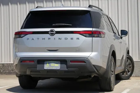 More photos of 2022 Nissan Pathfinder SV at Atlanta Best Used Cars, GA