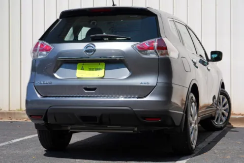 More photos of 2015 Nissan Rogue S at Atlanta Best Used Cars, GA