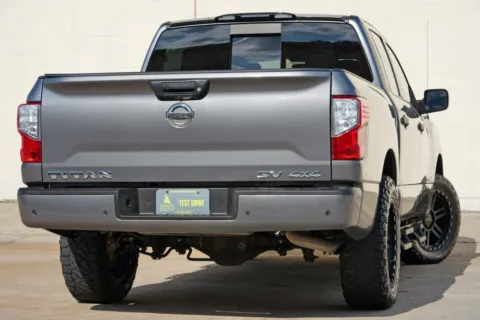 More photos of 2021 Nissan Titan SV w/ Convenience Package at Atlanta Best Used Cars, GA
