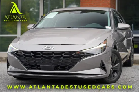 Silver 2022 Hyundai Elantra SEL w/ Convenience Package for sale in Peachtree Corners, GA
