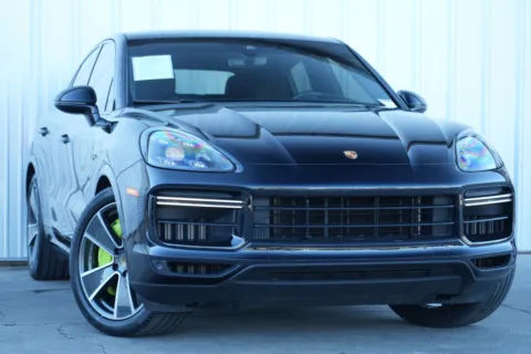 More photos of 2021 Porsche Cayenne Coupe Turbo S E-Hybrid w/ Premium Plus Package at DRIVE A DREAM, GA