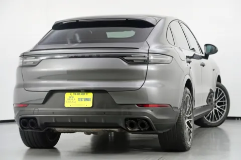 More photos of 2023 Porsche Cayenne Coupe E-Hybrid at DRIVE A DREAM, GA