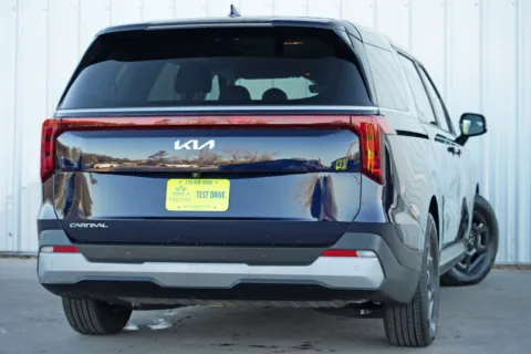 More photos of 2025 Kia Carnival LXS at DRIVE A DREAM, GA