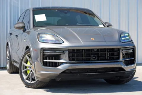 More photos of 2024 Porsche Cayenne Coupe Turbo E-Hybrid w/ Premium Plus & Tech Packages at DRIVE A DREAM, GA