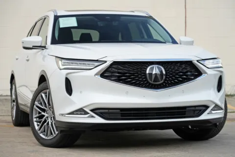 More photos of 2023 Acura MDX w/Advance Package at DRIVE A DREAM, GA