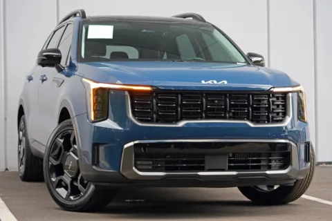 More photos of 2024 Kia Sorento X-Line SX at DRIVE A DREAM, GA