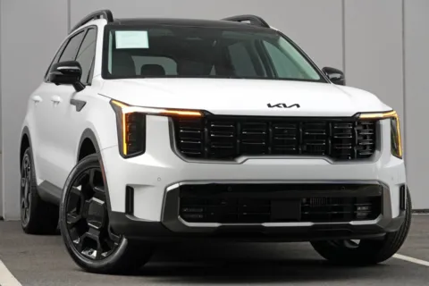 More photos of 2025 Kia Sorento X-Line SX at DRIVE A DREAM, GA