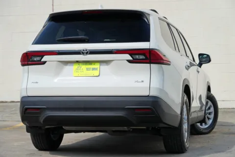 More photos of 2024 Toyota Grand Highlander XLE at DRIVE A DREAM, GA