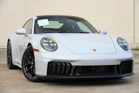 More photos of 2025 Porsche 911 Carrera GTS w/ Premium Package at DRIVE A DREAM, GA
