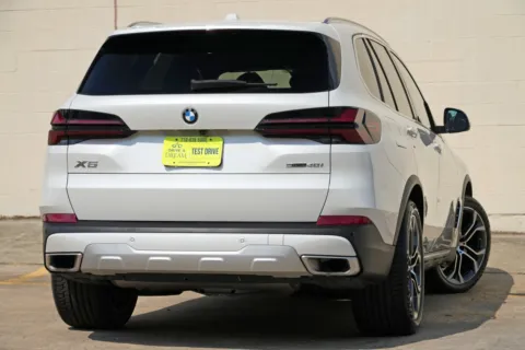 More photos of 2024 BMW X5 sDrive40i w/ Premium & Parking Assist Packages at DRIVE A DREAM, GA