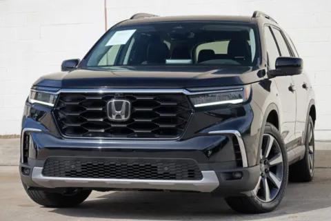 Another view of 2023 Honda Pilot Elite for sale in Marietta, GA at DRIVE A DREAM
