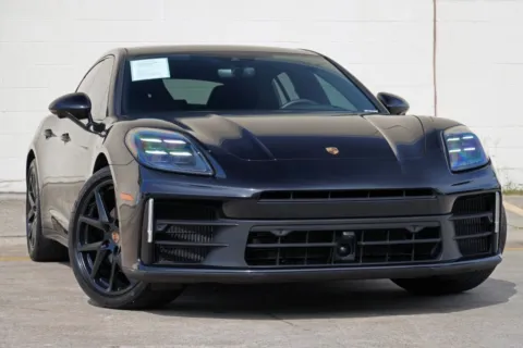 More photos of 2025 Porsche Panamera w/ Premium Package at DRIVE A DREAM, GA