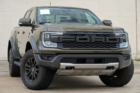 More photos of 2025 Ford Ranger Raptor at DRIVE A DREAM, GA