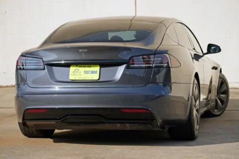 More photos of 2022 Tesla Model S at DRIVE A DREAM, GA
