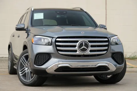 More photos of 2024 Mercedes-Benz GLS 450 at DRIVE A DREAM, GA
