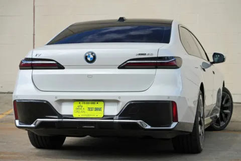 More photos of 2023 BMW i7 xDrive60 w/ Executive, M Sport & Driving Assist Packages at DRIVE A DREAM, GA