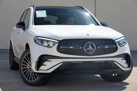 More photos of 2025 Mercedes-Benz GLC 300 w/ AMG Line, Exclusive Trim & Night Packages at DRIVE A DREAM, GA