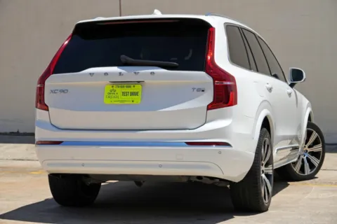 More photos of 2025 Volvo XC90 Plug-In Hybrid Ultra at DRIVE A DREAM, GA
