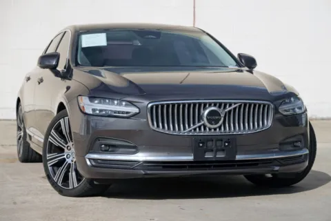 More photos of 2023 Volvo S90 Ultimate at DRIVE A DREAM, GA