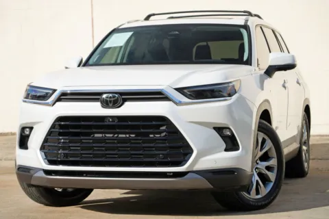Another view of 2024 Toyota Grand Highlander Limited for sale in Marietta, GA at DRIVE A DREAM