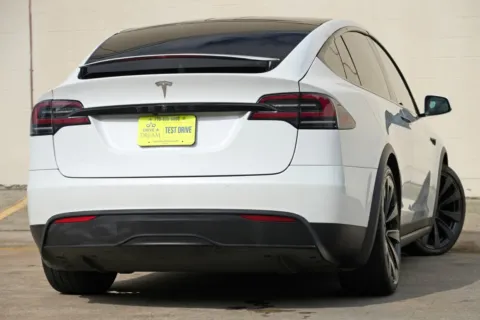 More photos of 2023 Tesla Model X Standard Range at DRIVE A DREAM, GA