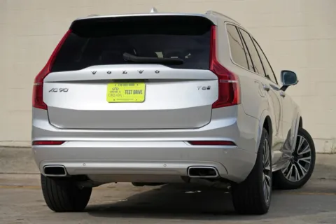 More photos of 2020 Volvo XC90 Momentum w/ Advanced Package at DRIVE A DREAM, GA