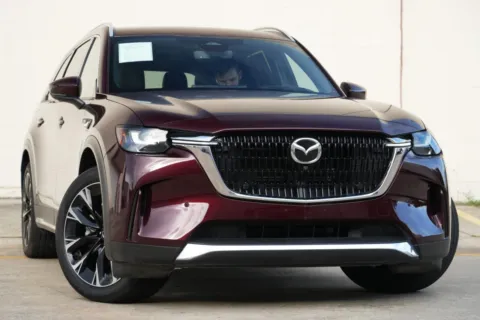 More photos of 2024 Mazda CX-90 PHEV Premium Plus at DRIVE A DREAM, GA