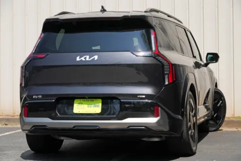 More photos of 2024 Kia EV9 GT-Line w/ Relaxation Package at DRIVE A DREAM, GA