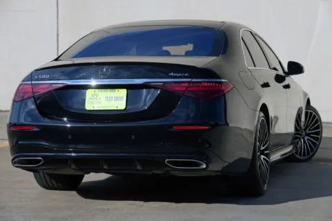 More photos of 2021 Mercedes-Benz S-Class S 580 w/ AMG Line & Night Packages at DRIVE A DREAM, GA
