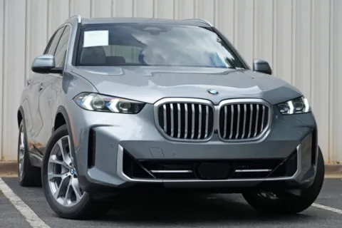 More photos of 2024 BMW X5 sDrive40i w/ Premium & Parking Assist Packages at DRIVE A DREAM, GA