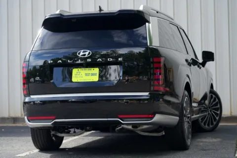 More photos of 2026 Hyundai Palisade Calligraphy at DRIVE A DREAM, GA