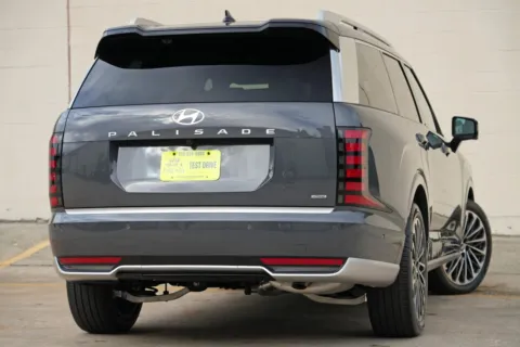 More photos of 2026 Hyundai Palisade Calligraphy at DRIVE A DREAM, GA