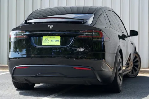 More photos of 2023 Tesla Model X Plaid at DRIVE A DREAM, GA