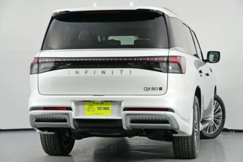 More photos of 2025 INFINITI QX80 LUXE w/ ProPilot Assist at DRIVE A DREAM, GA